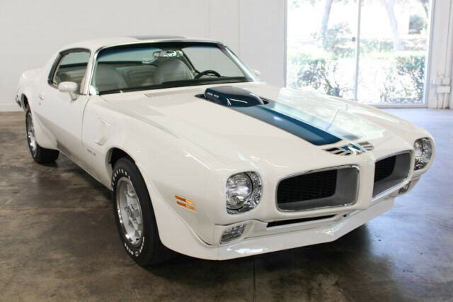 1972 pontiac firebird 56428 miles white coupe