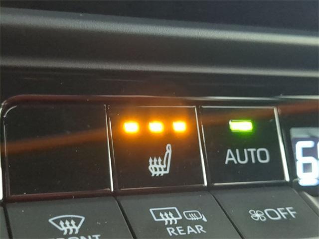 2023 toyota crown xle