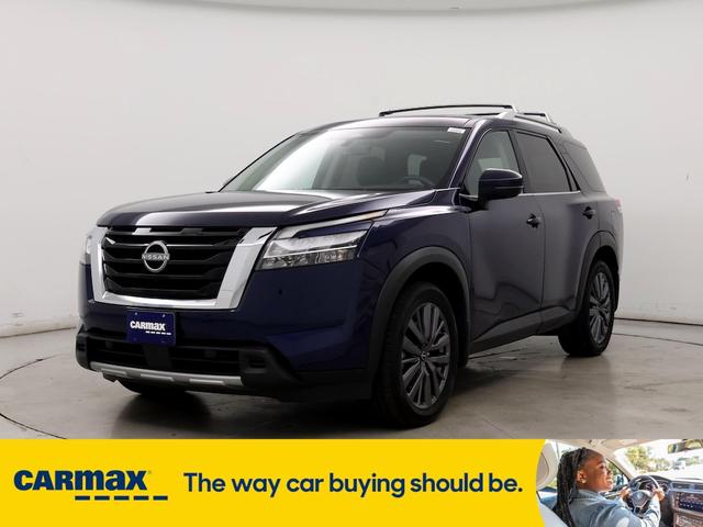 2023 nissan pathfinder sl