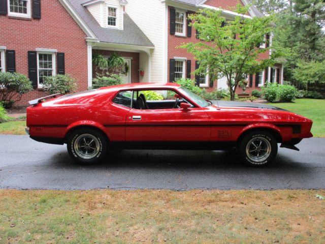 ford mustang mach 1