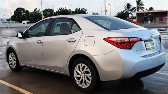 2018 toyota corolla le
