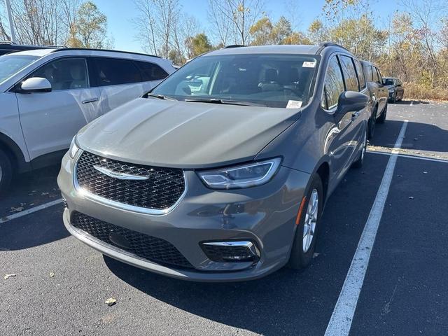 2022 chrysler pacifica touring-l