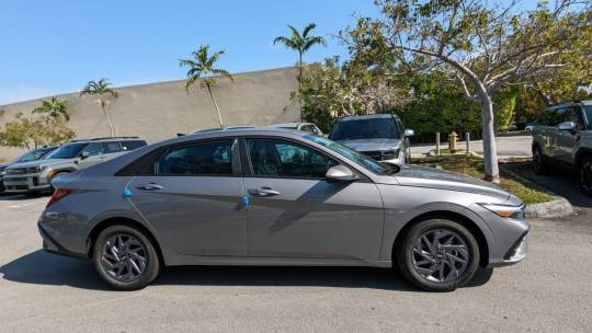 2024 Hyundai Elantra