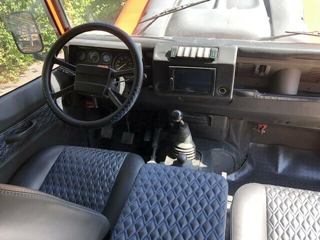 land rover defender 110 - left hand diesel