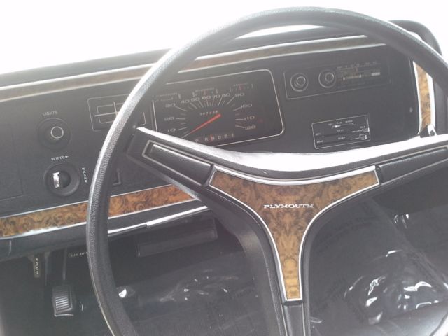 1972 plymouth, dodge, fury custom suburban station wagon. solid clean 360 auto