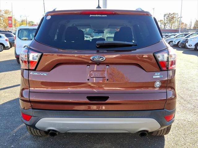 2018 ford escape se