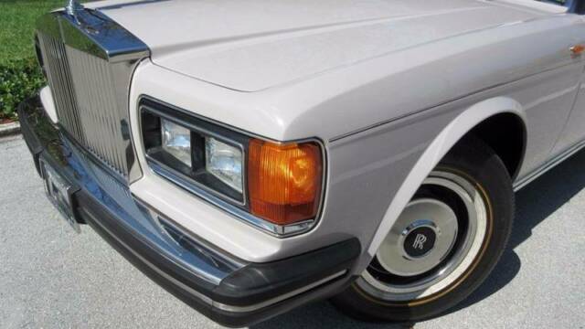 clean!! 1985 rolls royce silver spur 61k miles over 3k in maintenance done