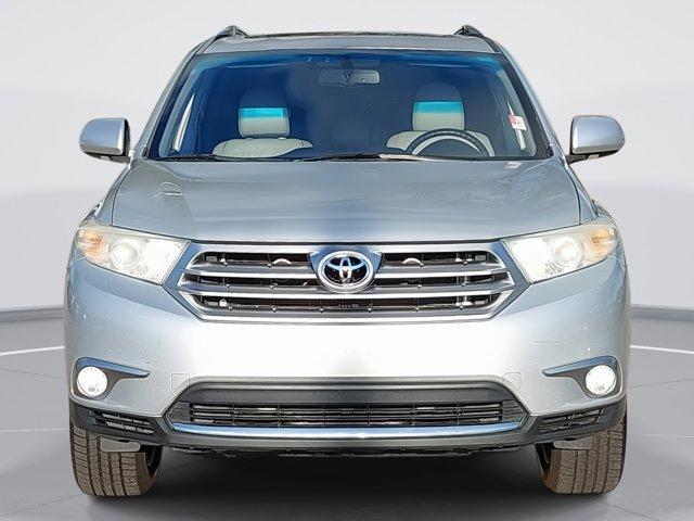 2012 toyota highlander limited
