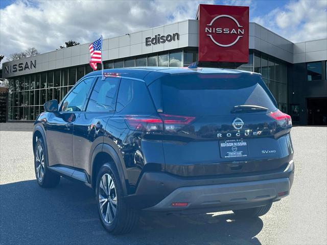 2021 nissan rogue sv