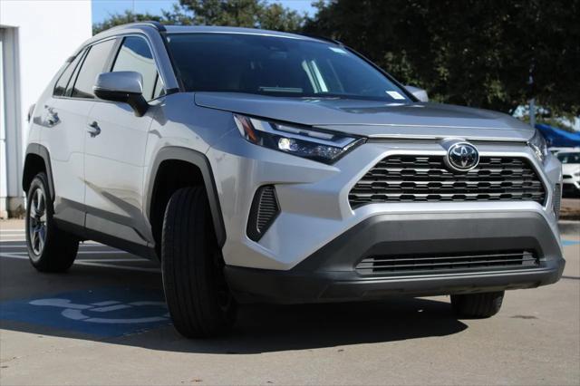 2024 toyota rav4 xle