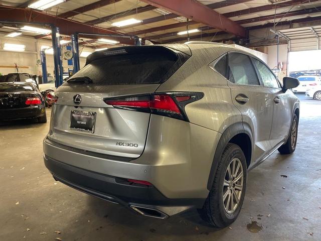 2021 lexus nx 300 base