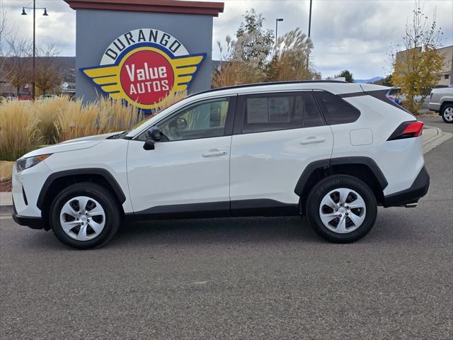 2021 toyota rav4 le