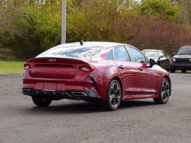 2022 kia k5 gt-line