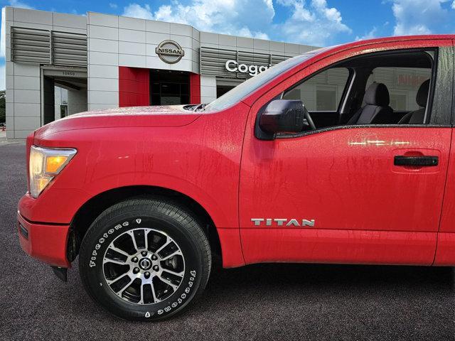 2022 nissan titan sv