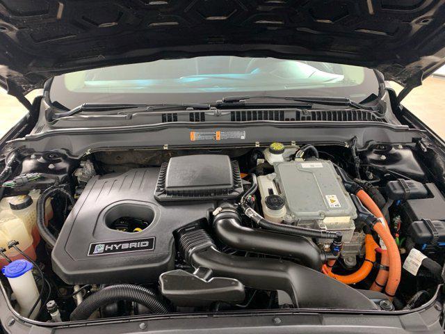 2019 ford fusion hybrid se
