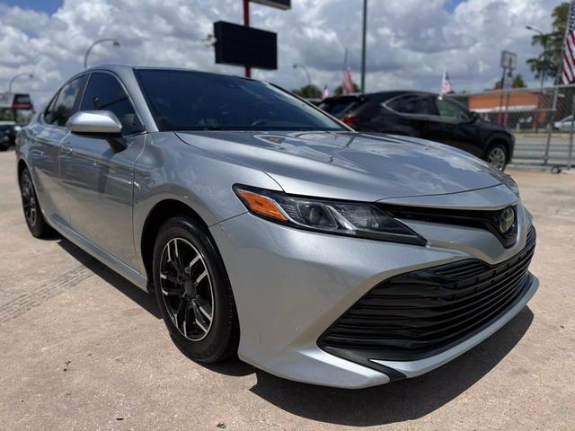 2018 toyota camry l