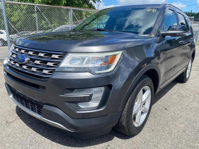 2016 ford explorer xlt