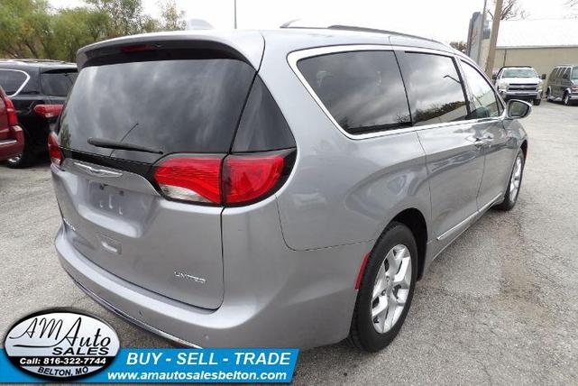 2020 chrysler pacifica limited