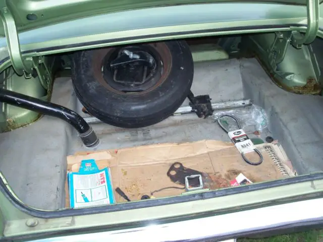 1968 ford falcon 2 door hard top 6 cyl ,at , 43k