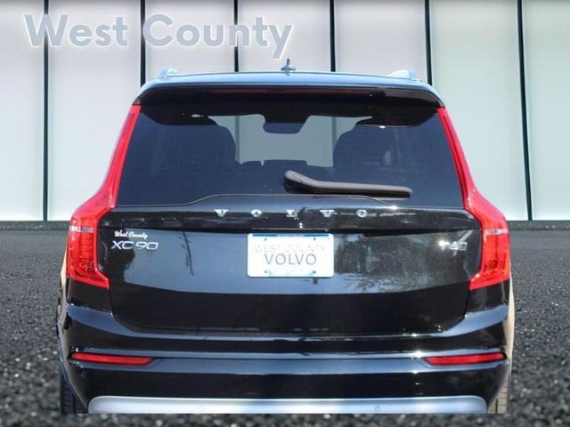2022 volvo xc90 t6 momentum 7 passenger