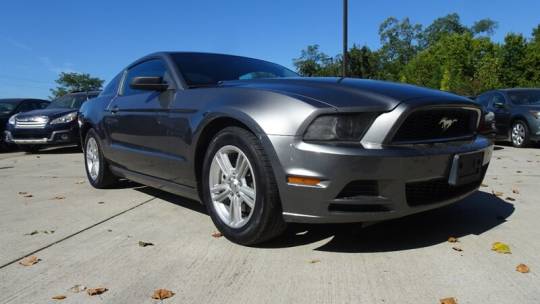 2014 ford mustang v6