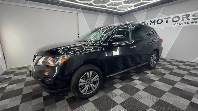 2020 nissan pathfinder s sport utility 4d