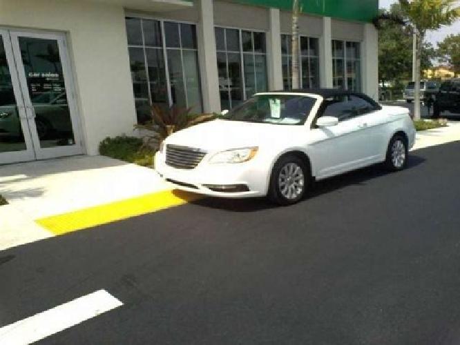 2012 chrysler 200 touring convertible 2d in fort myers, fl