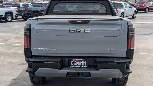 2024 GMC Sierra