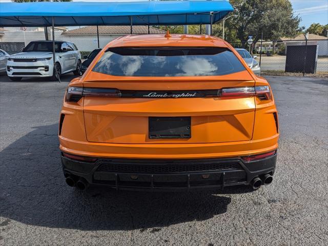 2021 lamborghini urus pearl capsule