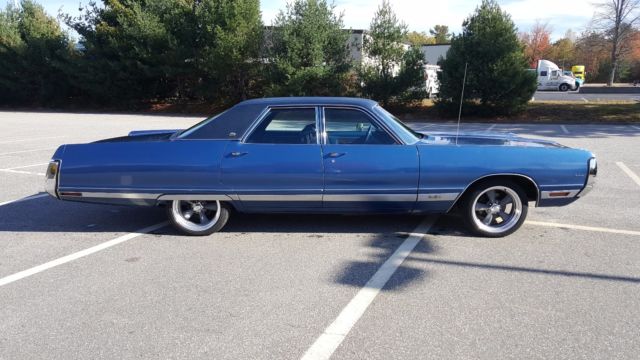 1972 chrysler new yorker brougham low original miles..super clean car....440