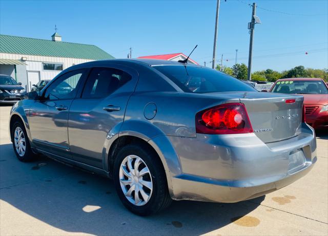 2012 dodge avenger se