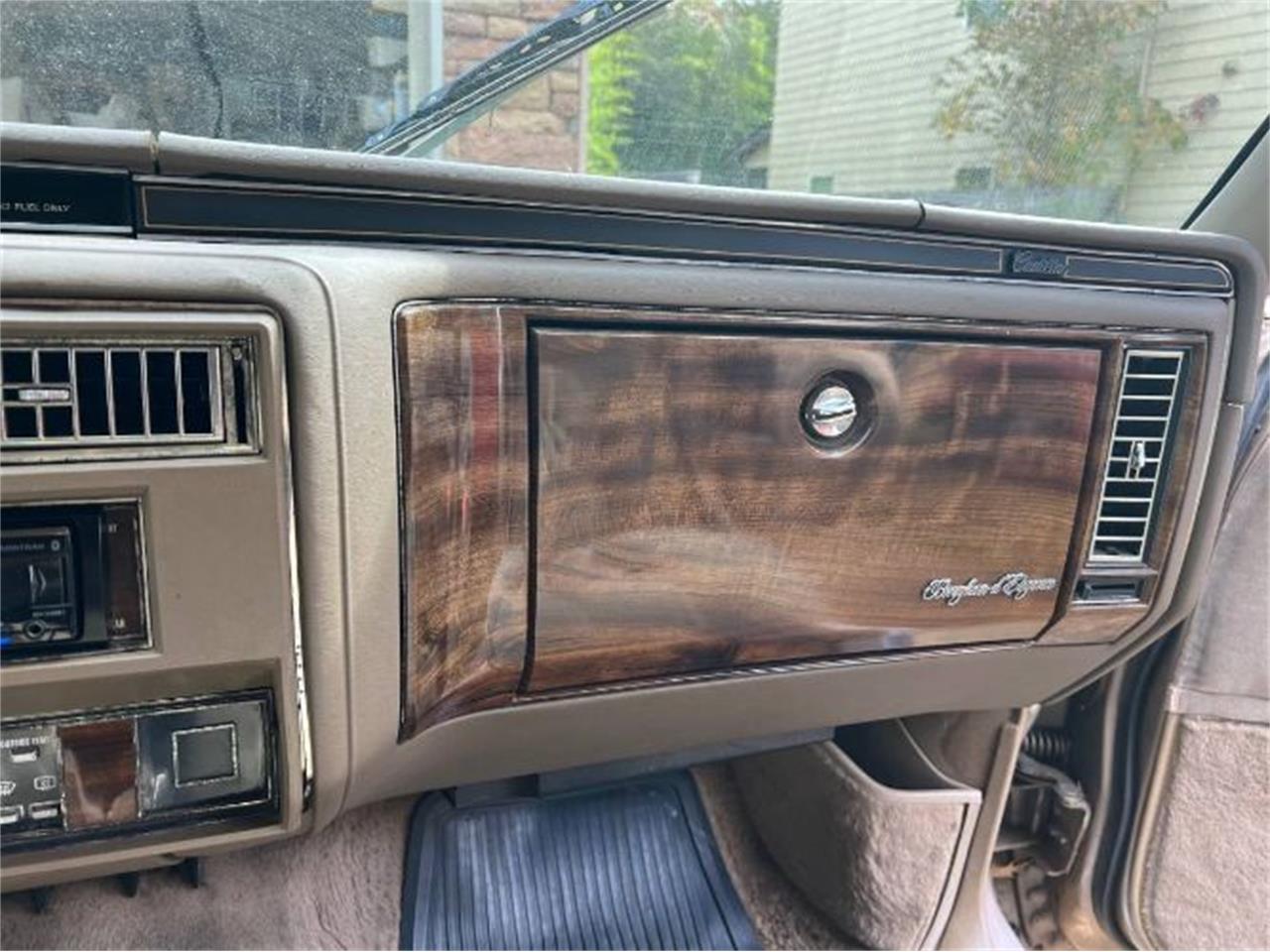 1986 cadillac fleetwood