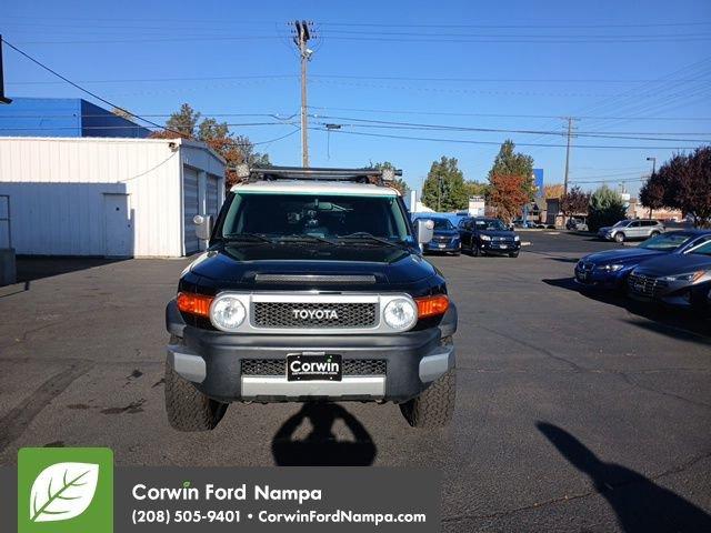 2009 toyota fj cruiser base