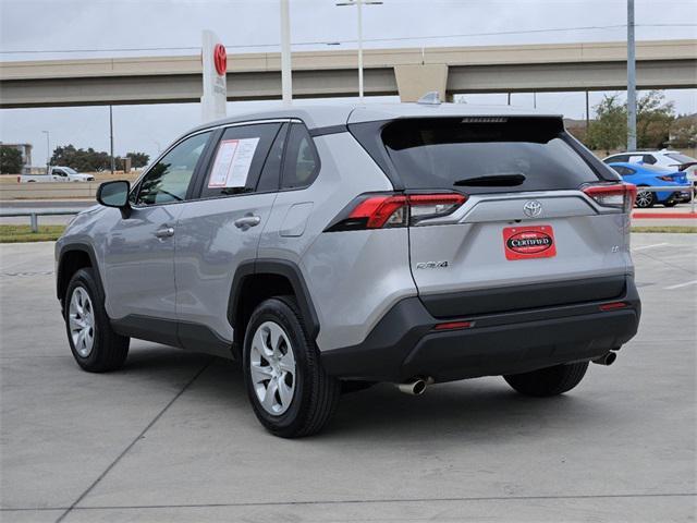 2023 toyota rav4 le