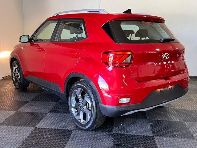 2022 hyundai venue sel