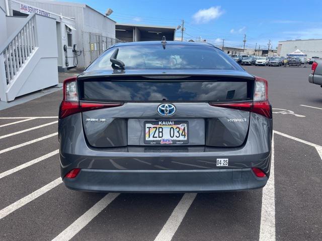 2020 toyota prius l eco