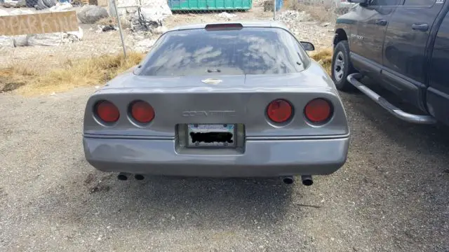 1988 chevy corvette v8 5.7 engine , runs good