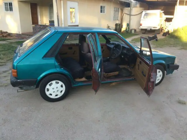 1985 mazda 323 hatch