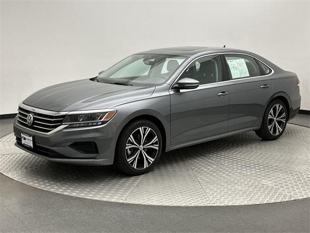 2022 volkswagen passat 2.0t se