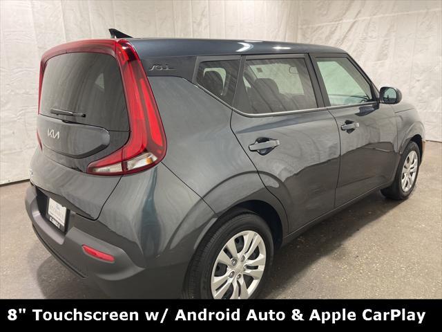 2022 kia soul lx