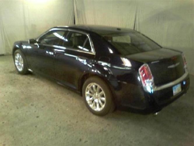 2012 chrysler 300 limited sedan 4d in bedford, oh