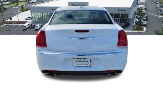 2023 Chrysler 300