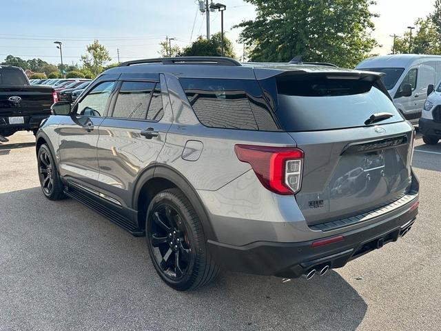 2023 ford explorer st