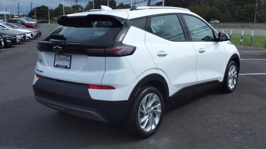 2022 chevrolet bolt euv lt