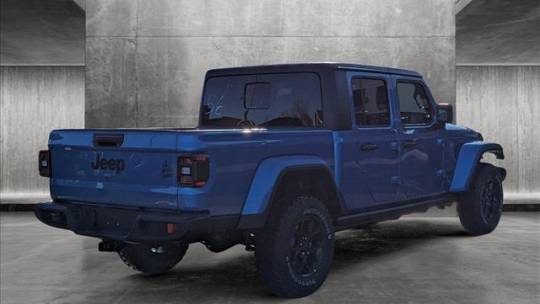 2024 Jeep Gladiator