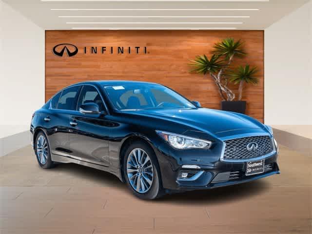 2023 infiniti q50 luxe