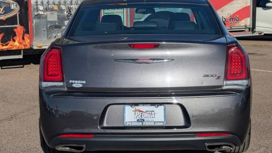 2022 Chrysler 300