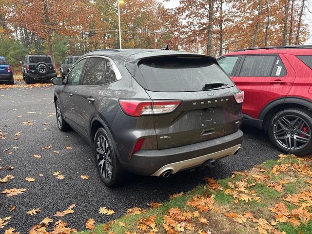 2020 ford escape sel