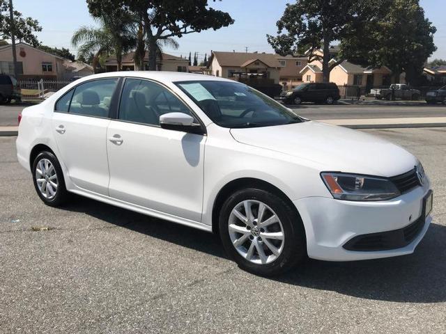 2011 volkswagen jetta in south gate, california