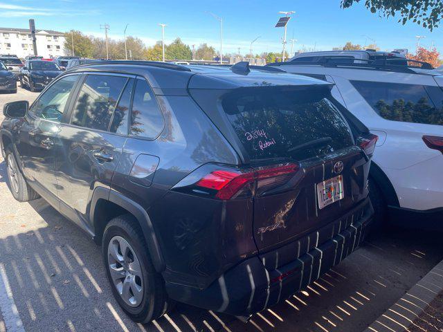 2021 toyota rav4 le